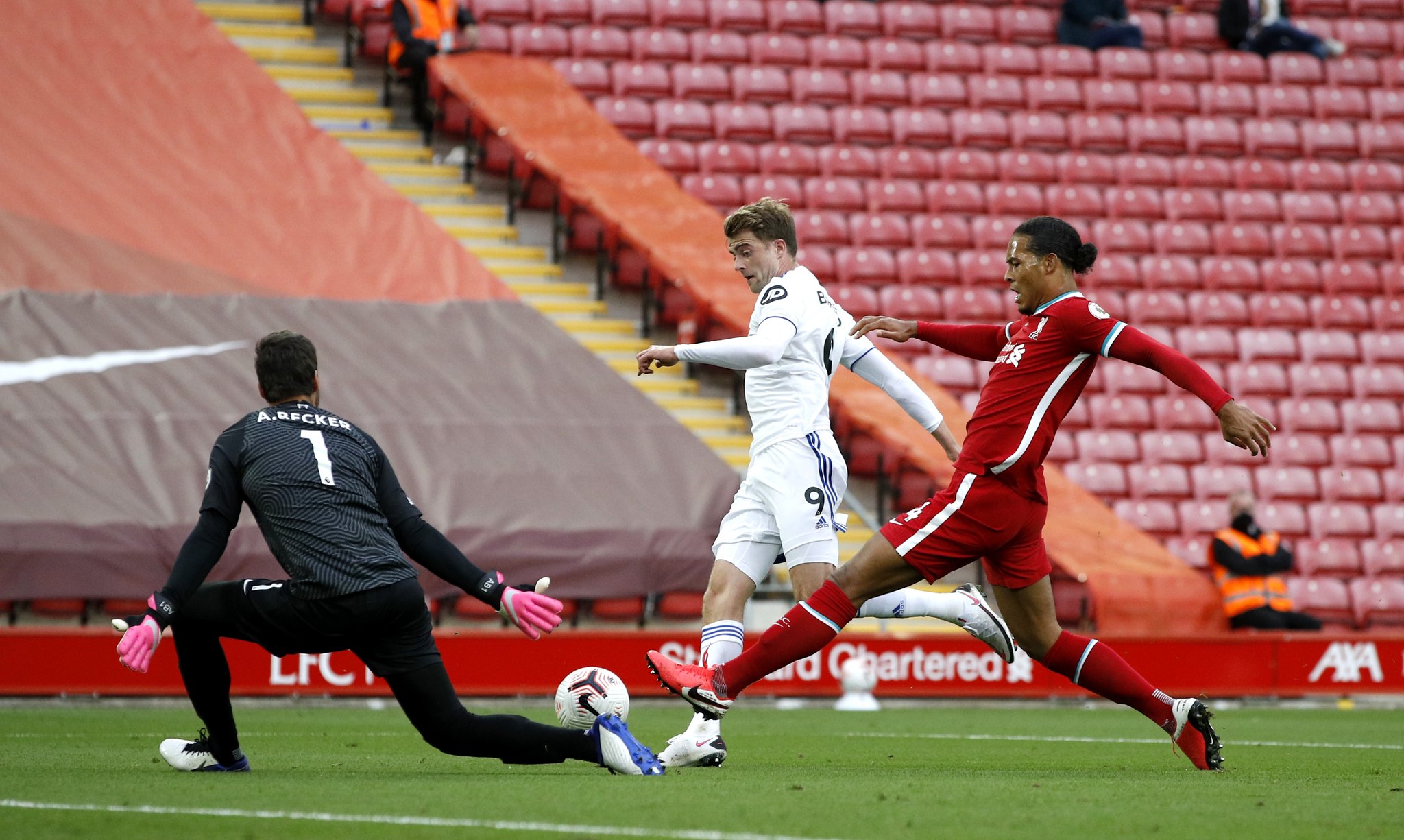 轻球员与著 轻球员与著